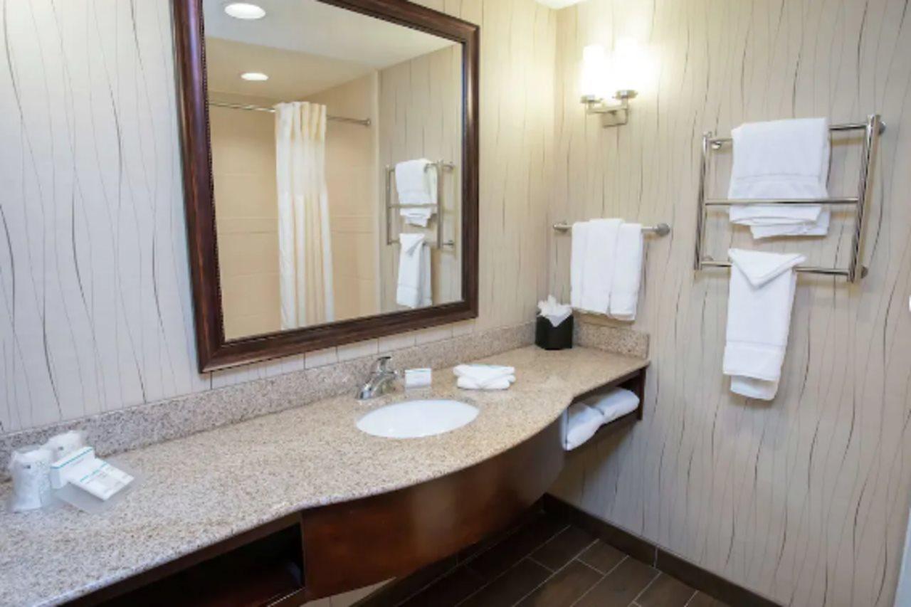 Hilton Garden Inn Dayton South - Austin Landing Springboro Bagian luar foto
