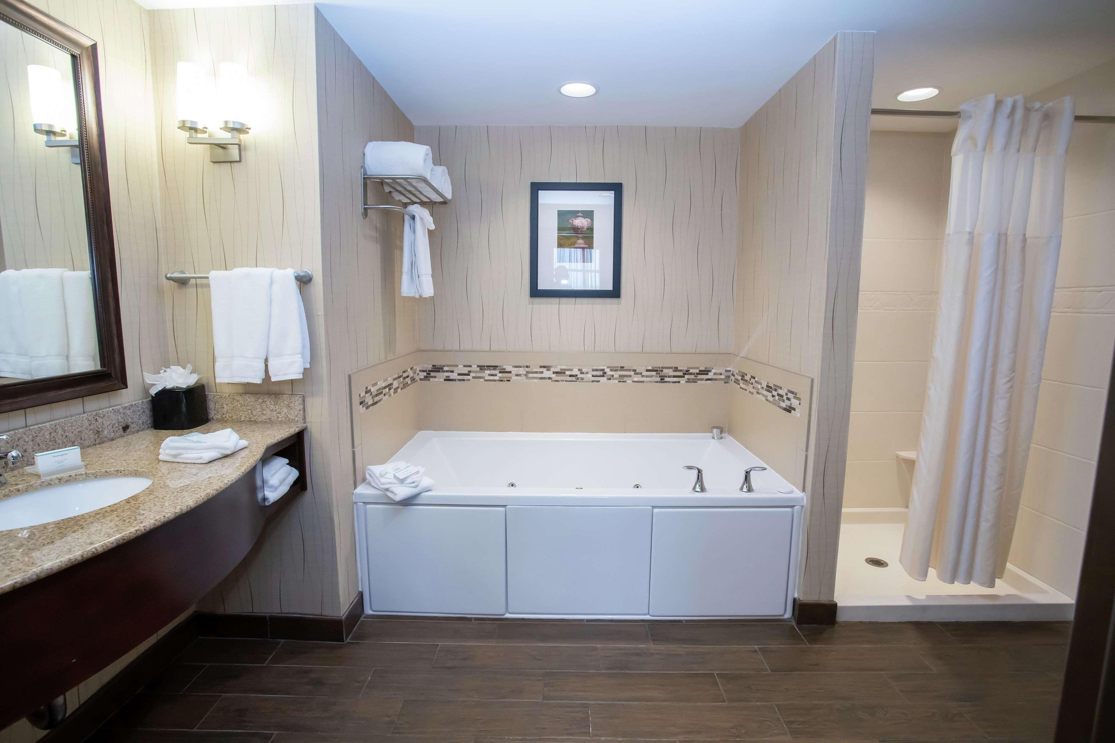Hilton Garden Inn Dayton South - Austin Landing Springboro Bagian luar foto