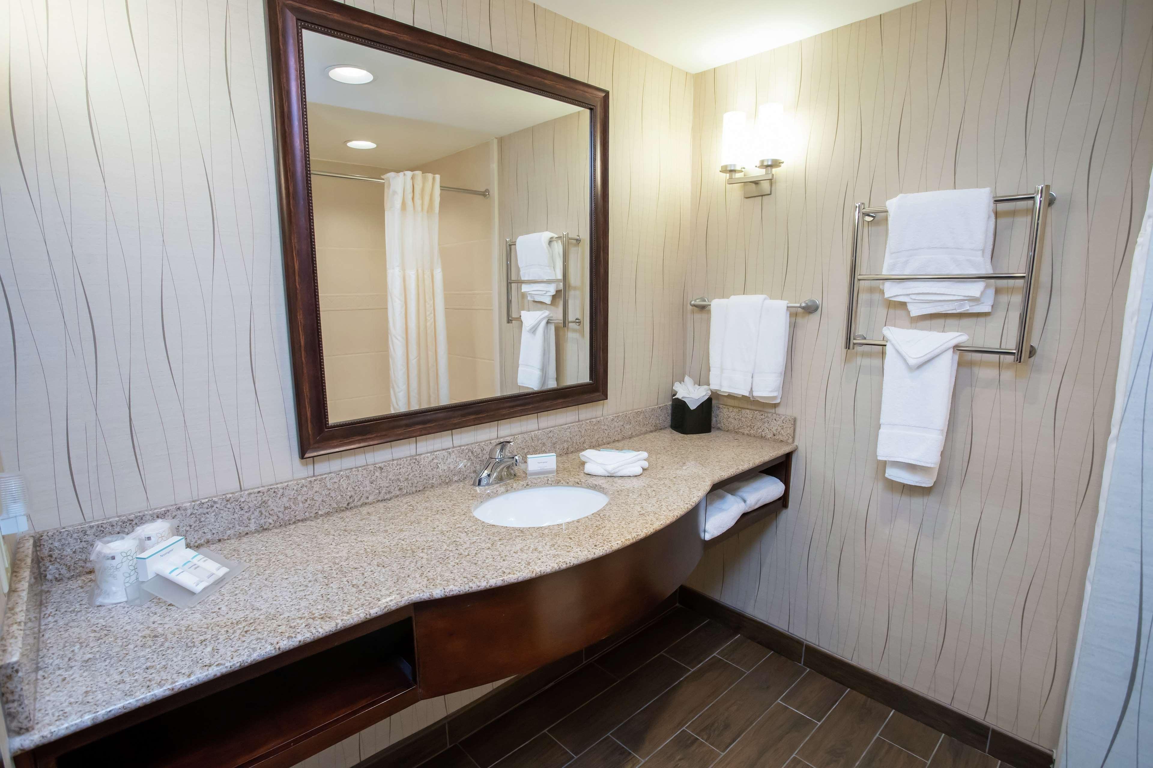 Hilton Garden Inn Dayton South - Austin Landing Springboro Bagian luar foto